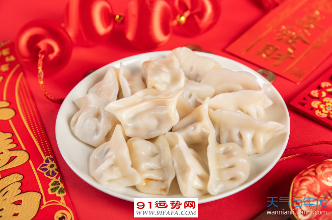 春节为什么吃饺子 中国过年吃饺子的寓意是什么